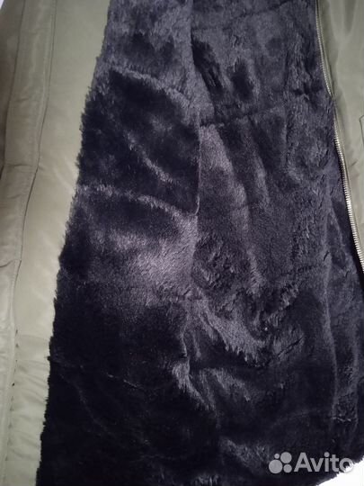 Зимняя парка с натуральным мехом на капюшоне Б/у м