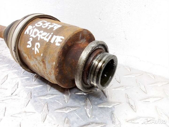 Полуось задняя правая Honda Ridgeline 1