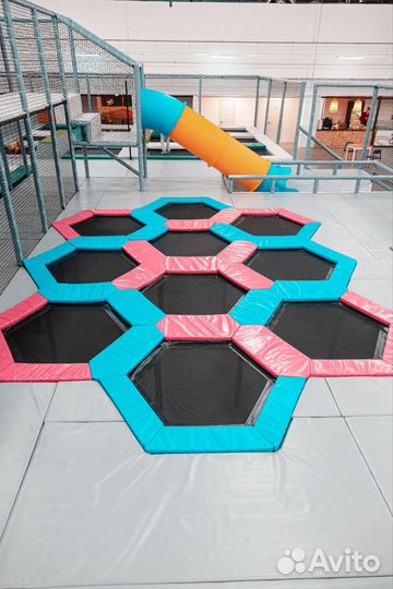 Секця сборных шестиугольных фитнес батутов