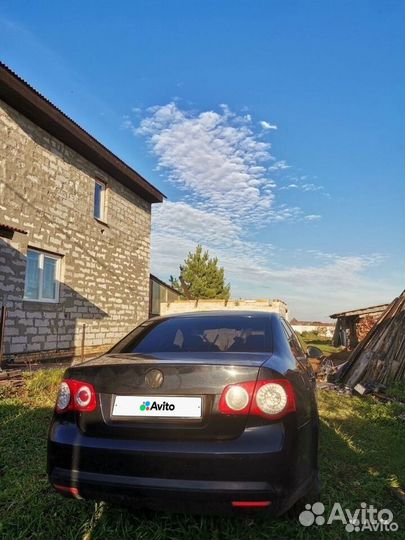 Volkswagen Jetta 1.6 AT, 2009, битый, 370 000 км