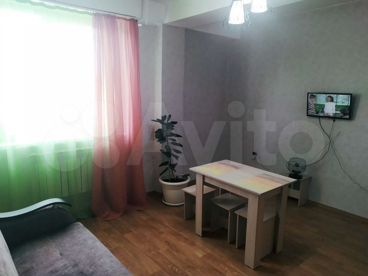 2-к. квартира, 40 м², 2/3 эт.