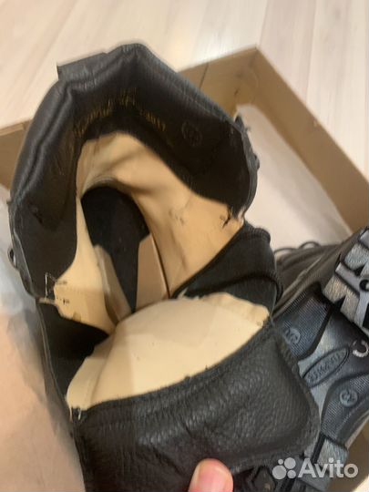 Ботинки с высокими берцами о.42 Фарвдей