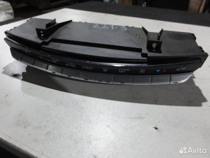 Блок управления климатической установкой