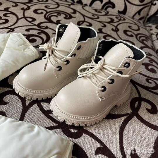 Ботинки детские новые