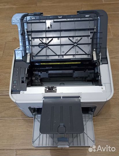 Принтер лазер. HP LaserJet P1505 (пробег 795 стр.)