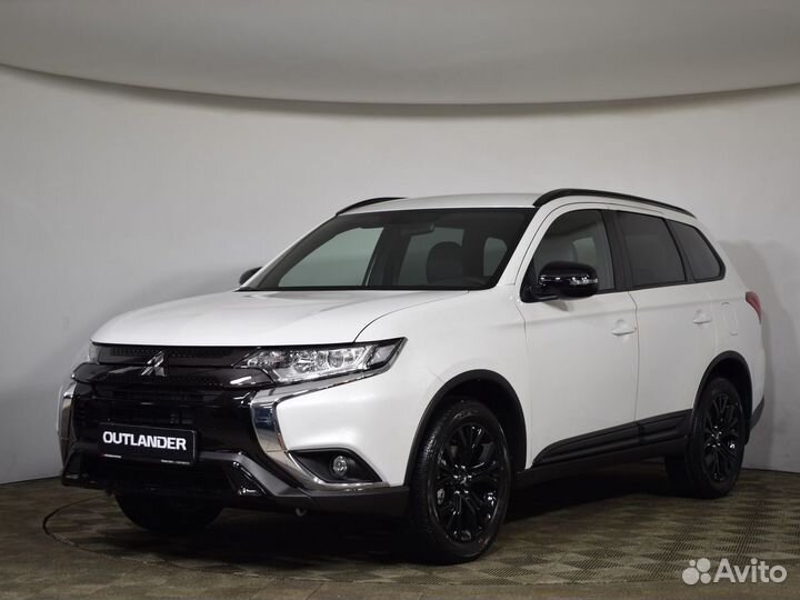 Mitsubishi Outlander 2.0 CVT, 2022