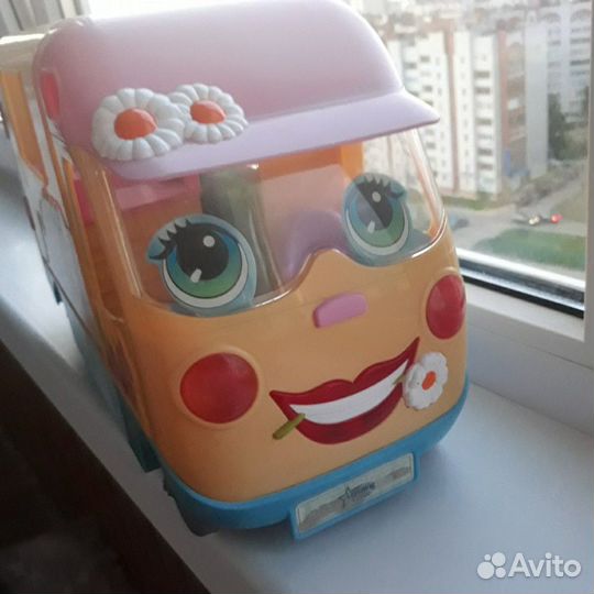 Игрушка автобус