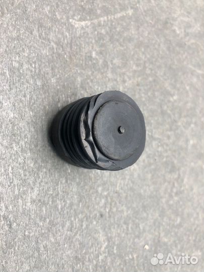 Демпфер капота Mitsubishi Carisma DA1A 4G92 2003