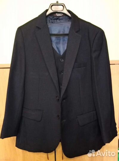 Пиджак с жилеткой школьные