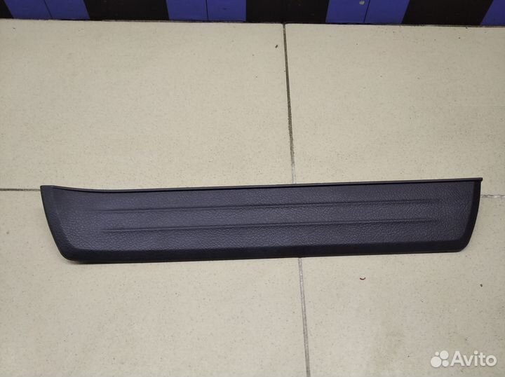 Накладка порога (внутренняя) Fortuner 2015