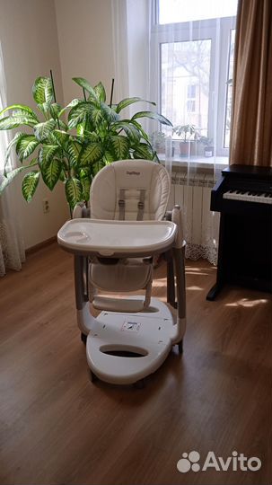 Стульчик для кормления peg perego tatamia белый