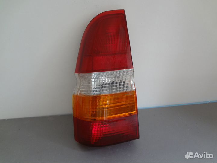 Задний фонарь Ford Escort универсал новый