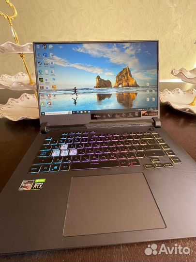 Asus rog strix g513qe-hn032