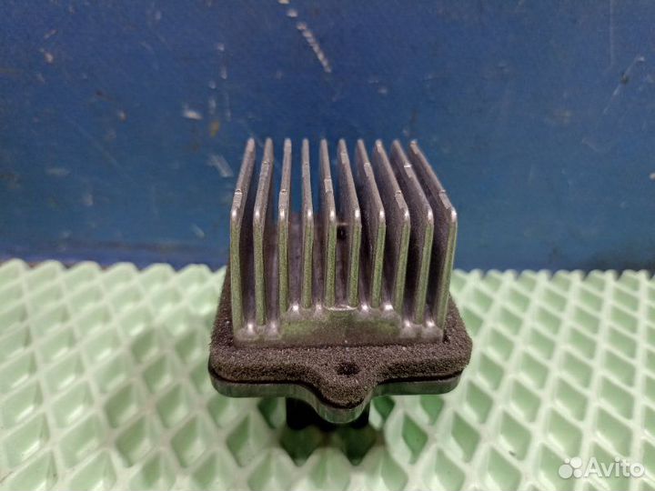 Реостат печки Mitsubishi Outlander Xl 2012