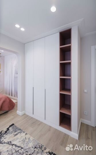 Шкаф белый в детскую