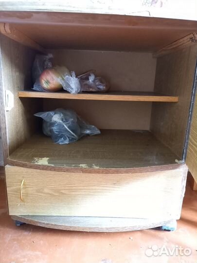Тумба деревянная