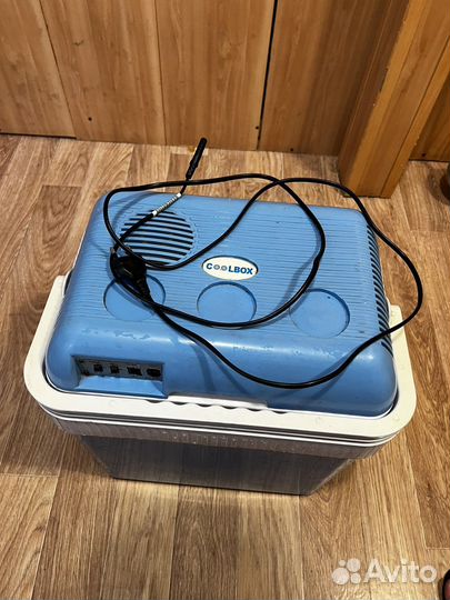 Автохолодильник Coolbox 24v и 220v