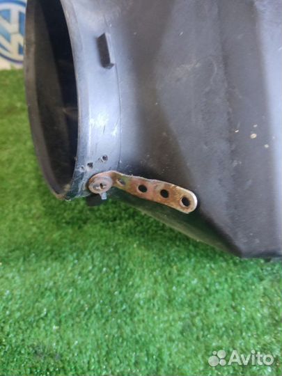 Корпус воздушного фильтра Renault Laguna 1.8 F4P