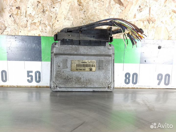 Блок управления двигателем Skoda Fabia 1997 2007