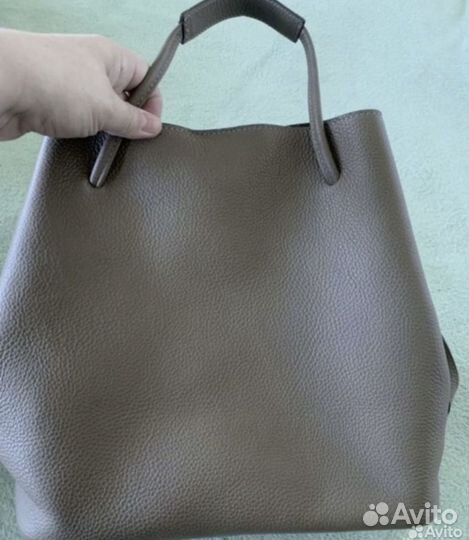 Стильная кожаная сумка