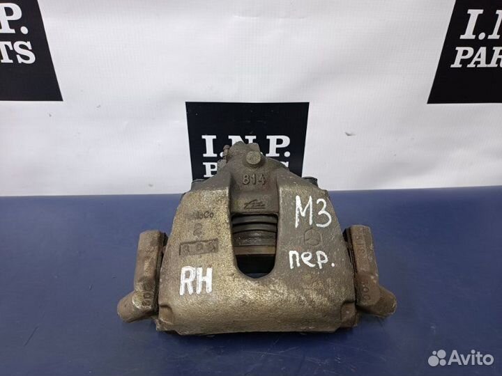 Суппорт передний правый Mazda 3 Bk 1.6 2003-2009