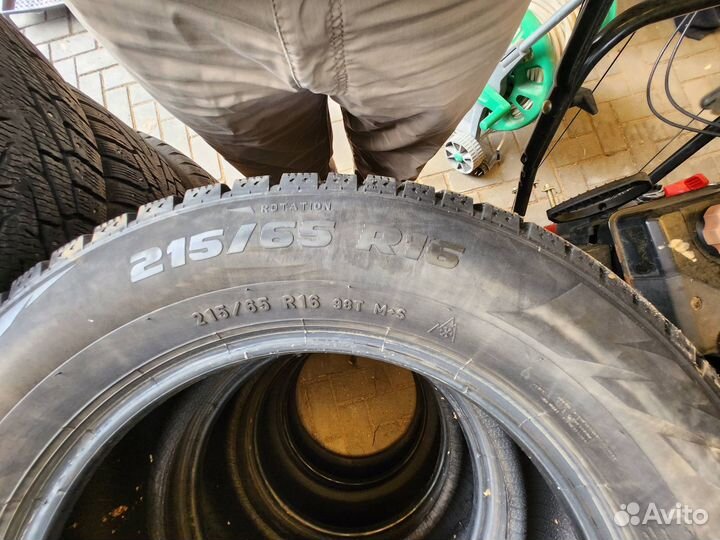Formula Ice 215/65 R16 98T