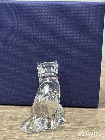 Swarovski кот