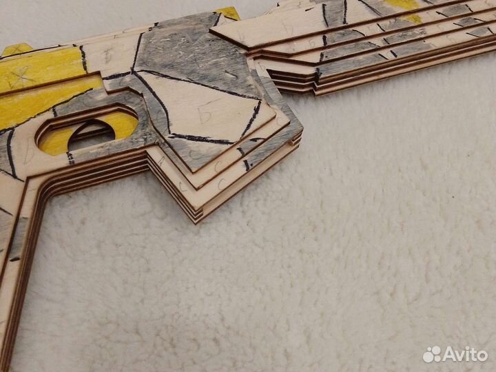 Деревянный автомат игрушечный