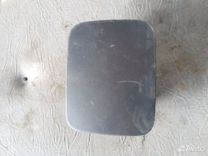 Лючок бензобака Hyundai Accent G4EC 2008