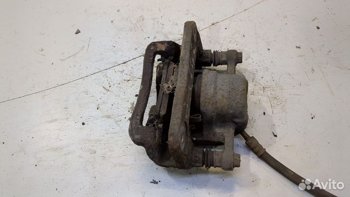 Суппорт Hyundai Santa Fe, 2011