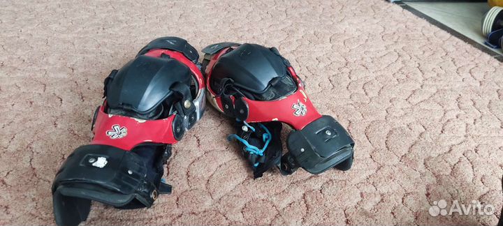 Наколенники для мотокросса