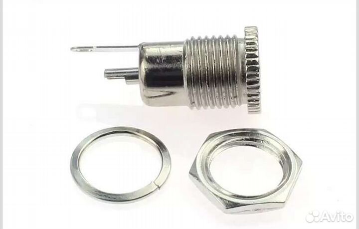 Разъем питания для монтажа (мама)