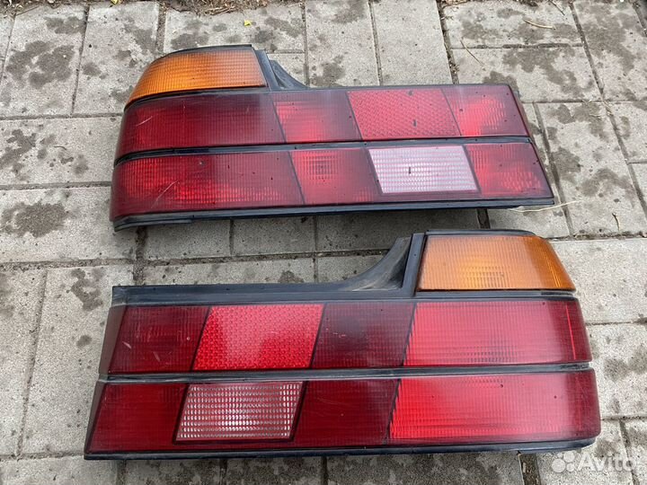 Задние фонари е32