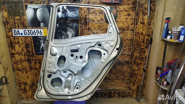 Дверь Рено Сценик 4