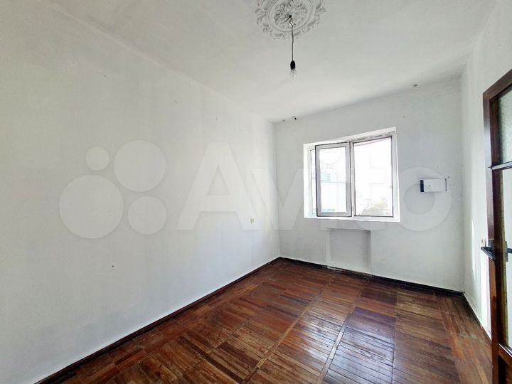 4-к. квартира, 95 м² (Грузия)