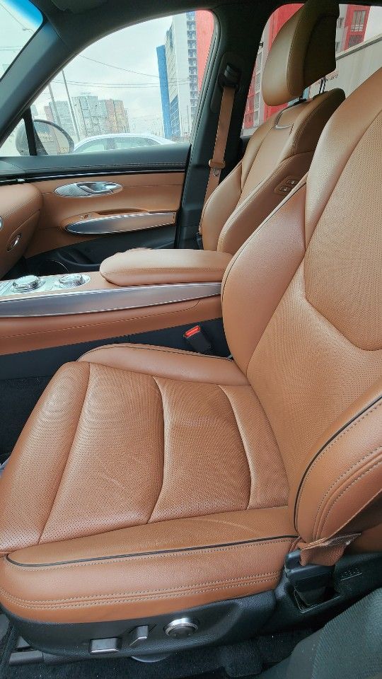 Genesis GV70: фото из отзыва