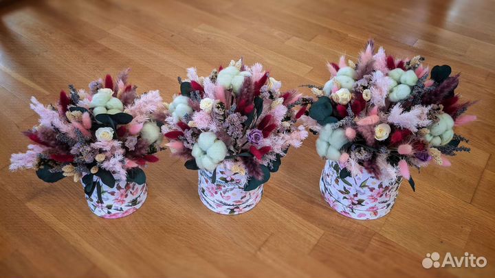 Композиции из стабил. цветов и сухоцветов