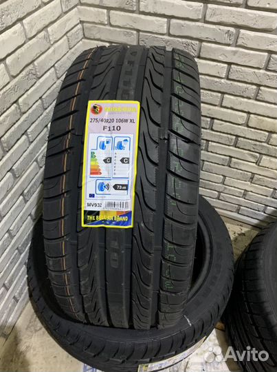 Tracmax F110 315/35 R20 и 275/40 R20