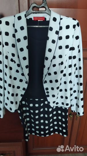 Костюм женский тройка