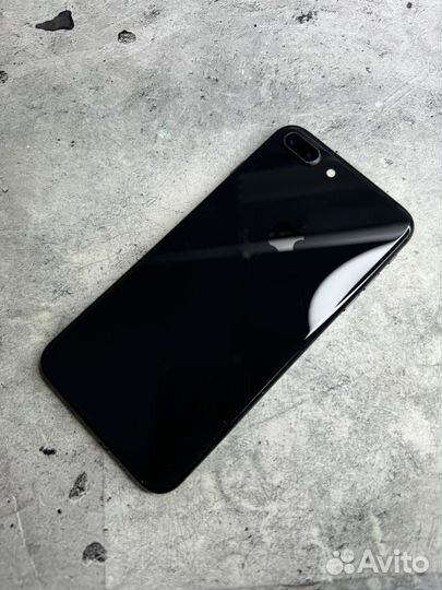 iPhone 8 Plus, 64 ГБ