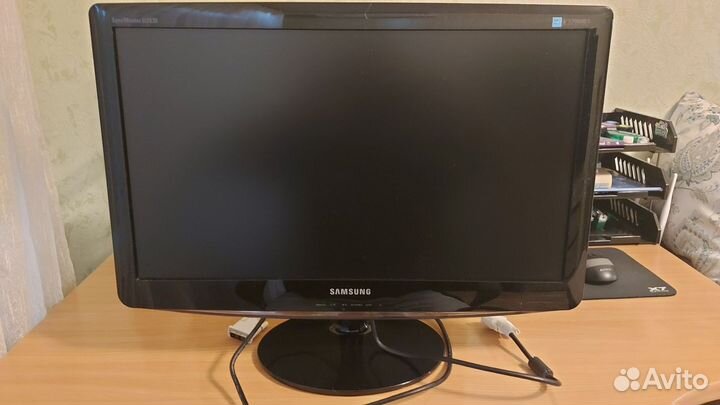 Монитор 24 дюйма Samsung