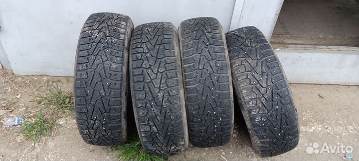 Pirelli Ice Zero 185/65 R15