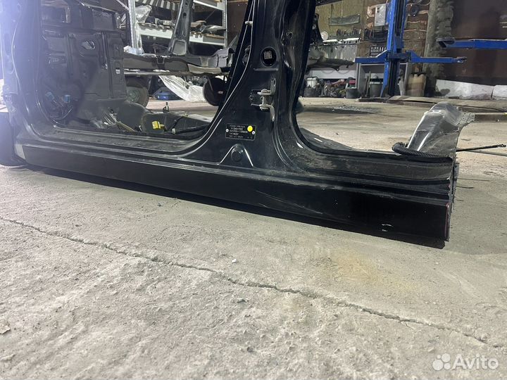 Порог левый Honda Civic 4D