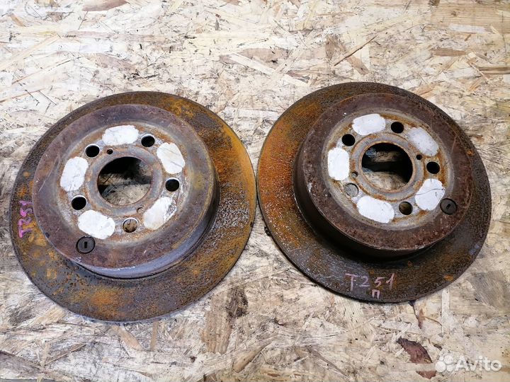 Диск тормозной задний Toyota Avensis T25