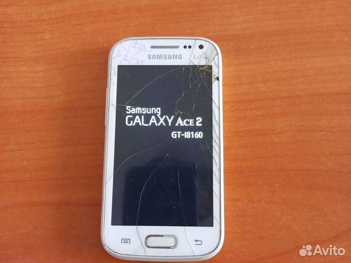 Телефон Samsung