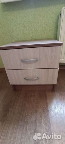 Тумбочка прикроватная