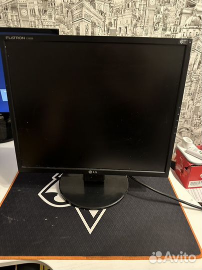 Монитор LG flatron l1933s