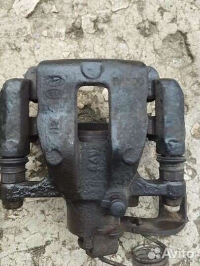 Суппорт задний правый и левый kia rio 3