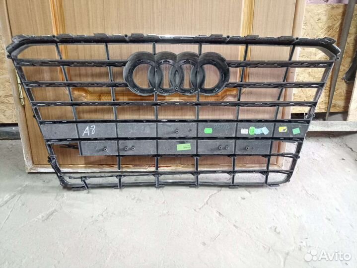 Решетка радиатора ауди а8