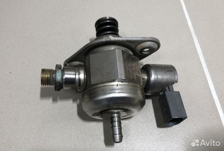 Тнвд Топливный насос 06H127025N VW Passat B7 cdab